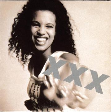 Neneh Cherry ‎– Kisses (3" Mini CDS) beschikbaar voor biedingen