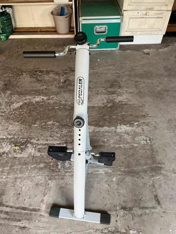 Home-trainer, bi-pedaler, NIEUW! voor voeten en armen beschikbaar voor biedingen