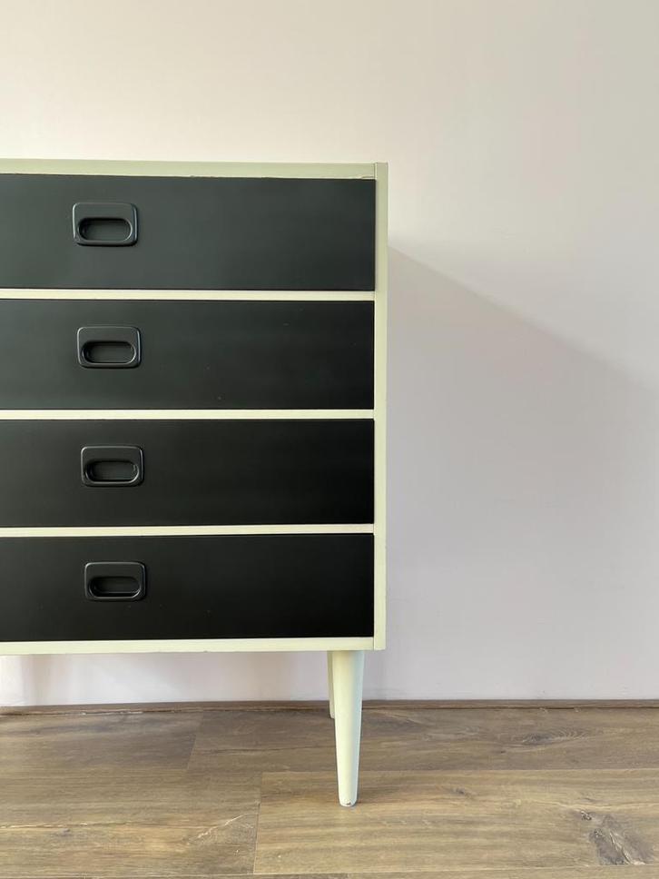 Vintage ladekast. Jaren ‘60., Huis en Inrichting, Kasten | Ladekasten, Gebruikt, Minder dan 100 cm, 50 tot 100 cm, 25 tot 50 cm