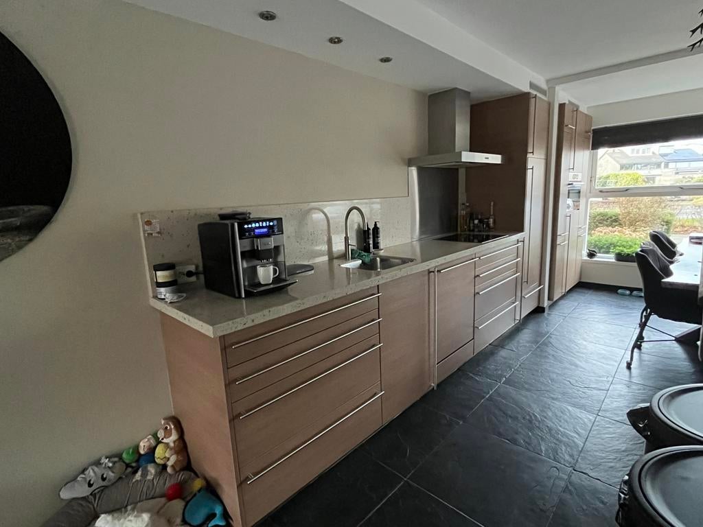 Moderne keuken te koop vanf maand Mei, Huis en Inrichting, Keuken | Complete keukens, Ophalen, Gebruikt, Overige kleuren, Enkelwandige keuken