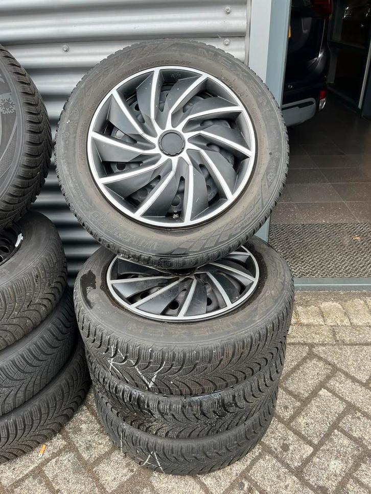 Winterbanden winterset Suzuki Swift Ignis Baleno TPMS, Auto-onderdelen, Banden en Velgen, Banden en Velgen, Winterbanden, 15 inch