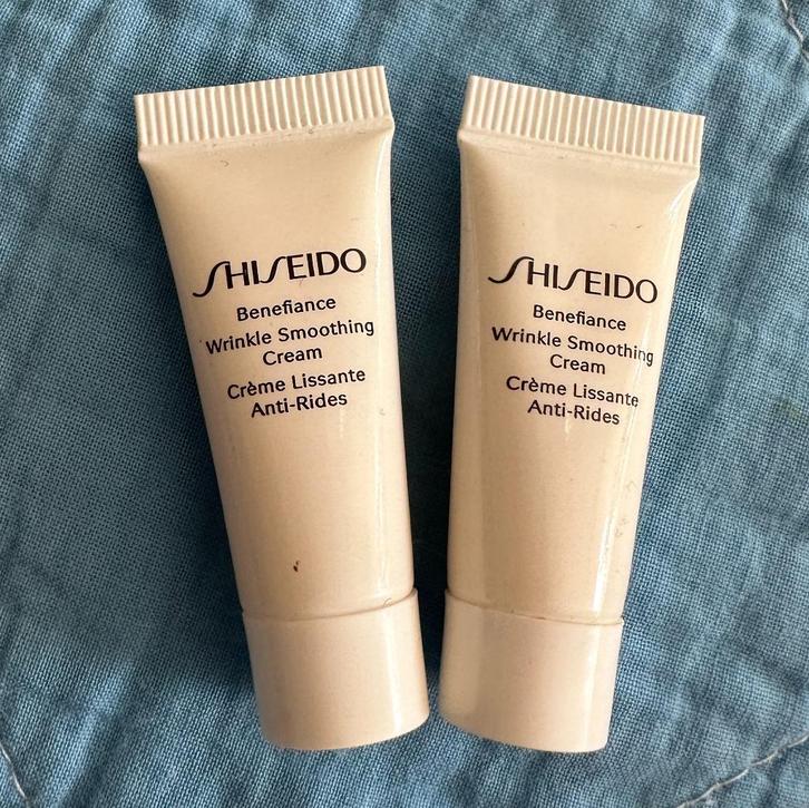 Shiseido Benefiance Wrinkle smoothing cream Gezichtscrem 2x, Sieraden, Tassen en Uiterlijk, Uiterlijk | Gezichtsverzorging, Nieuw