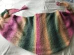 Omslagdoek gebreid Nieuw, Kleding | Dames, Ophalen of Verzenden, Nieuw, Maat 46/48 (XL) of groter, Sjaal
