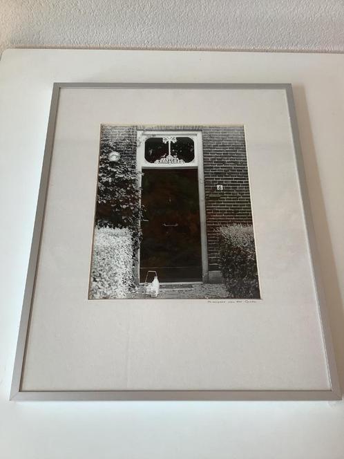 ALUMINIUM LIJST MET FOTO " MARIANNE VAN DER GROEN" GESIGNEER, Huis en Inrichting, Woonaccessoires | Schilderijen, Tekeningen en Foto's