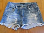 SUPERTRASH Lichtblauwe Jeans Shorts/Korte Broek S 36 29, Kleding | Dames, Supertrash, Blauw, Ophalen of Verzenden, Zo goed als nieuw