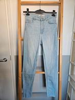 NA-KD Lichtblauwe Jeans - maat 38, NA-KD, Blauw, Overige jeansmaten, Ophalen of Verzenden