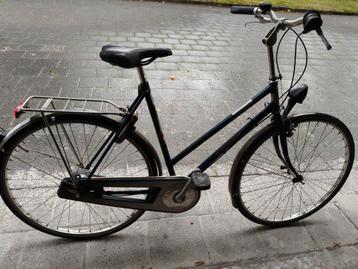Batavus Damesfiets met versnellingen beschikbaar voor biedingen