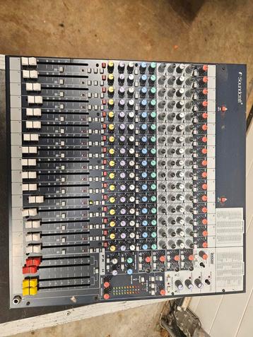 Soundcraft FX16 Mengpaneel beschikbaar voor biedingen