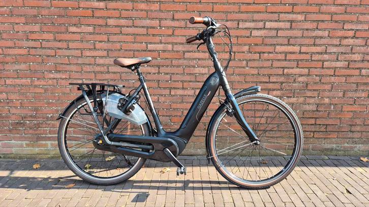 Gazelle Grenoble C8 HMB e-bike met Bosch motor, Fietsen en Brommers, Elektrische fietsen, Zo goed als nieuw, Gazelle, 55 tot 59 cm