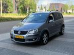 Volkswagen Touran 1.4 TSI Cross DSG (bj 2008) AUTOMAAT|CLIMA, Stof, Gebruikt, 1532 kg, Origineel Nederlands