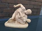 Mooi beeldje van Santinini Roman Westlers, Antiek en Kunst, Ophalen of Verzenden