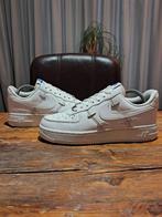 Nike Air Force 1 LUX 'Sisterhood - White' Size 37,5, Kleding | Dames, Schoenen, Wit, Nike, Ophalen of Verzenden, Sneakers of Gympen