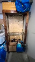 Gratis kast vitrine, Huis en Inrichting, Kasten | Stellingkasten, Ophalen, Gebruikt