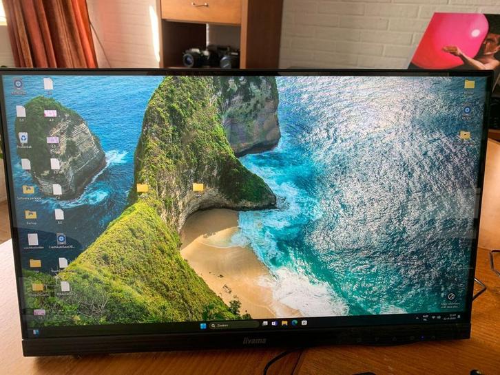 Iiyama ProLite | Touchscreen Monitor | 22" | Full HD (1080p), Computers en Software, Monitoren, Zo goed als nieuw, 60 Hz of minder