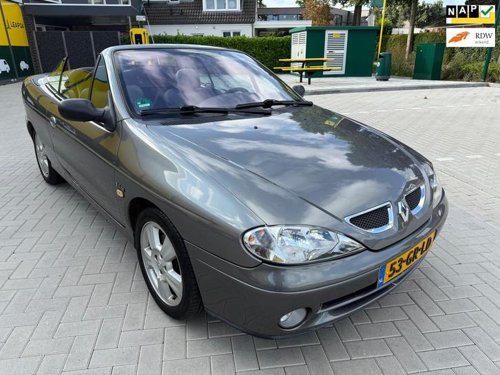 Renault Mégane Cabrio 2.0-16V IDE Privilège *HISTORIE* NWE, Auto's, Renault, Bedrijf, Te koop, Mégane, ABS, Airbags, Airconditioning