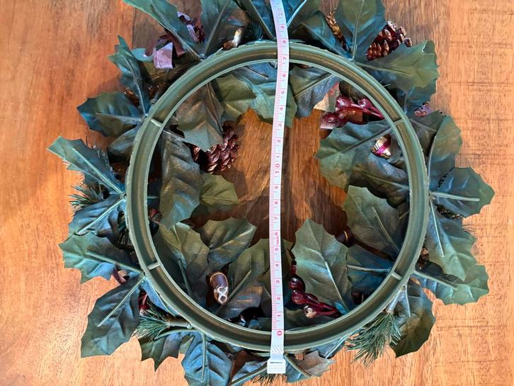 3 Kerstkransen - Feestelijke Decoratie, Huis en Inrichting, Woonaccessoires | Kransen, Zo goed als nieuw, Ophalen of Verzenden