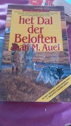 J.M. Auel - 4 Het dal der beloften, Boeken, J.M. Auel, Ophalen of Verzenden, Zo goed als nieuw