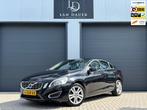 Volvo S60 1.6 T3 Momentum / Dealer OH / Navi / Trekhaak /, Auto's, Voorwielaandrijving, 4 cilinders, 150 pk, S60