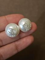 Ch designer parel oorbellen, Sieraden, Tassen en Uiterlijk, Oorbellen, Ophalen of Verzenden, Nieuw, Overige materialen