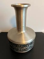 ASTRI HOLTHE. —  TINNEN VAAS. —  NORWAY. —, Ophalen of Verzenden