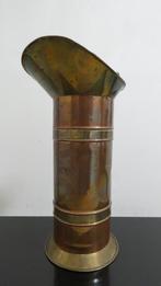 Hoge koperen kan met binnen kan [1355], Ophalen