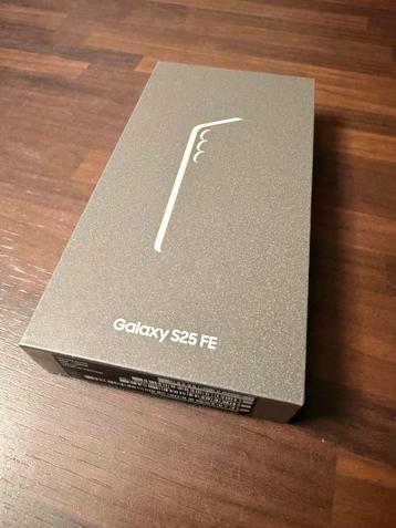 Nieuw & geseald: Samsung Galaxy S25 FE – 128GB – Icy Blue beschikbaar voor biedingen