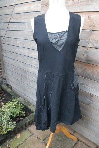 Ballonjurk zwart Sunlight t4 (M) travelstof Vaste prijs AAN, Kleding | Dames, Jurken, Zo goed als nieuw, Maat 38/40 (M), Zwart