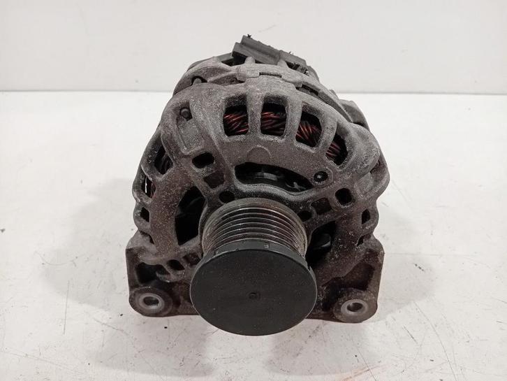 Dynamo Renault Clio, Auto-onderdelen, Motor en Toebehoren, Renault, Dacia, Gebruikt, Herkomst onderdeel bekend, 12 maanden garantie