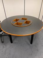 Designer tafel, handmade, middenstuk kan draaien, 4 vakken, Huis en Inrichting, Tafels | Bijzettafels, Special design voor modelagency