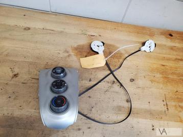 Toyota Yaris 2 2005 - 2012 kachelbediening paneel met airco beschikbaar voor biedingen