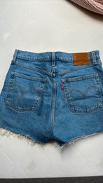 Levi’s korte spijker broek maat 30 zgan, Verzenden, Zo goed als nieuw, Blauw, W30 - W32 (confectie 38/40)
