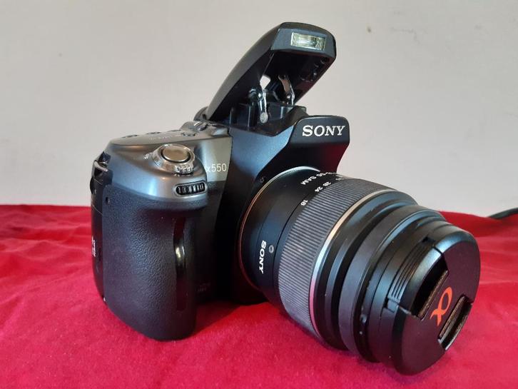 Sony alpha 550, Audio, Tv en Foto, Fotocamera's Digitaal, Zo goed als nieuw, Spiegelreflex, Sony, 8 keer of meer, Ophalen