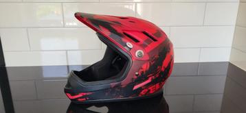 Bell Helm Bmx  Dowhill Dirt  beschikbaar voor biedingen