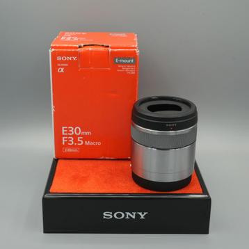 Sony E 30mm F3.5 Macro lens voor Sony APS-C camera's beschikbaar voor biedingen