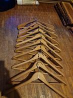 10 Houten Klerenhangers, Ophalen of Verzenden, Gebruikt, Hout, Volwassenen