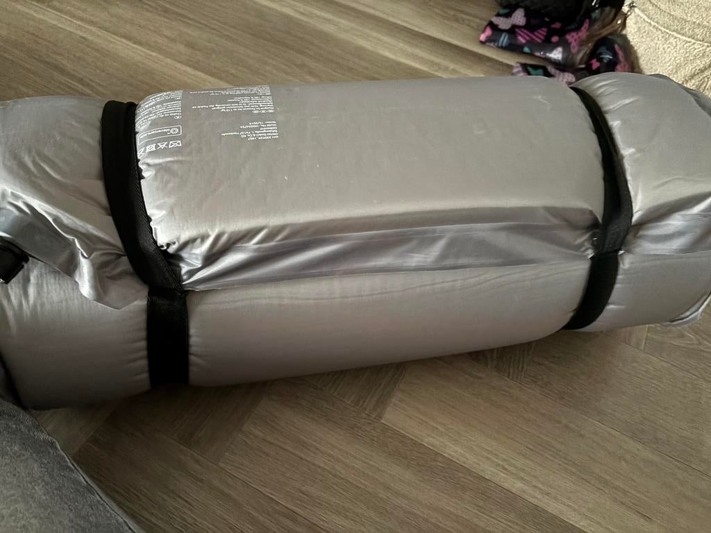 Zelfopblazend slaapmatje, Ophalen of Verzenden, Zo goed als nieuw