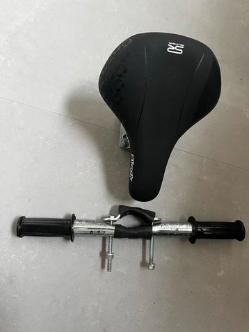 Kinderfiets Zadel + Voetsteun Set - Zo Goed Als Nieuw! beschikbaar voor biedingen