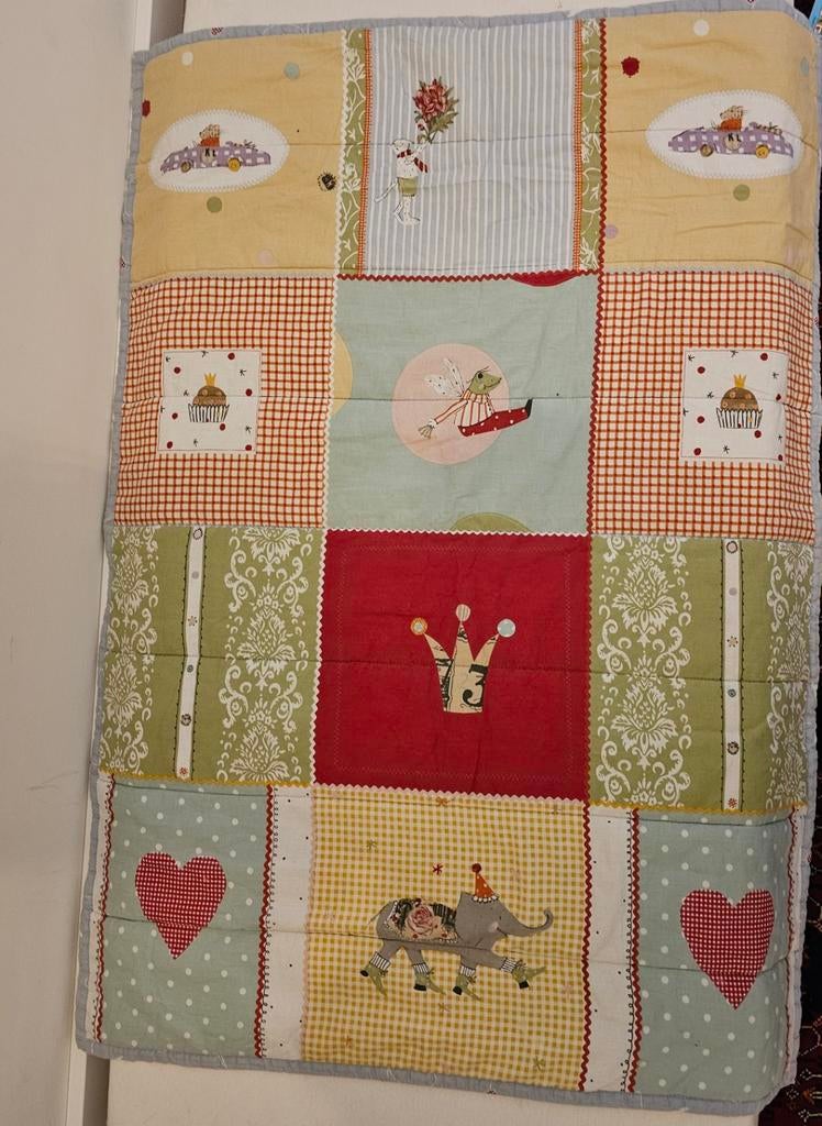 vintage babydeken / speelkleed, Ophalen of Verzenden, Zo goed als nieuw, 100 cm of meer, Deken