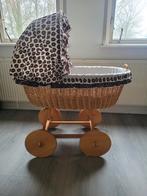 Babywieg op wielen., Ophalen, Gebruikt, Wieg
