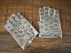 Leren handschoentjes met zilverkleurige sterretjes, Ophalen of Verzenden, Zo goed als nieuw, Maat 36 (S), Handschoenen