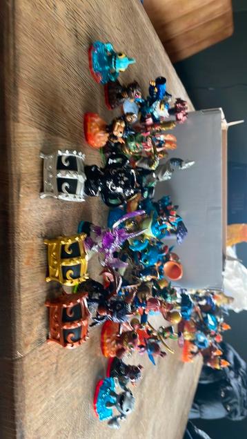 Allemaal skylanders beschikbaar voor biedingen
