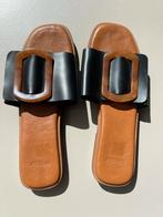 Leren Manfield Sandalen - Maat 40 - slippers, Zwart, Zo goed als nieuw, Sandalen of Muiltjes, Ophalen of Verzenden