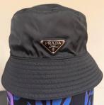 Prada Re-Nylon Bucket Hat - Zo Goed Als Nieuw, Kleding | Heren, Mutsen, Sjaals en Handschoenen, Ophalen of Verzenden, Zo goed als nieuw