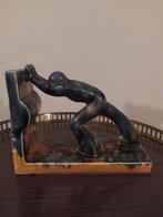 Vintage Keramieken Boekensteun - Duwende Man, Ophalen of Verzenden