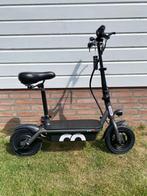 Elektrische step met zadel 30km/u | NIEUW IN DE DOOS, Fietsen en Brommers, Ophalen, Nieuw, Elektrische step (E-scooter), Overige merken