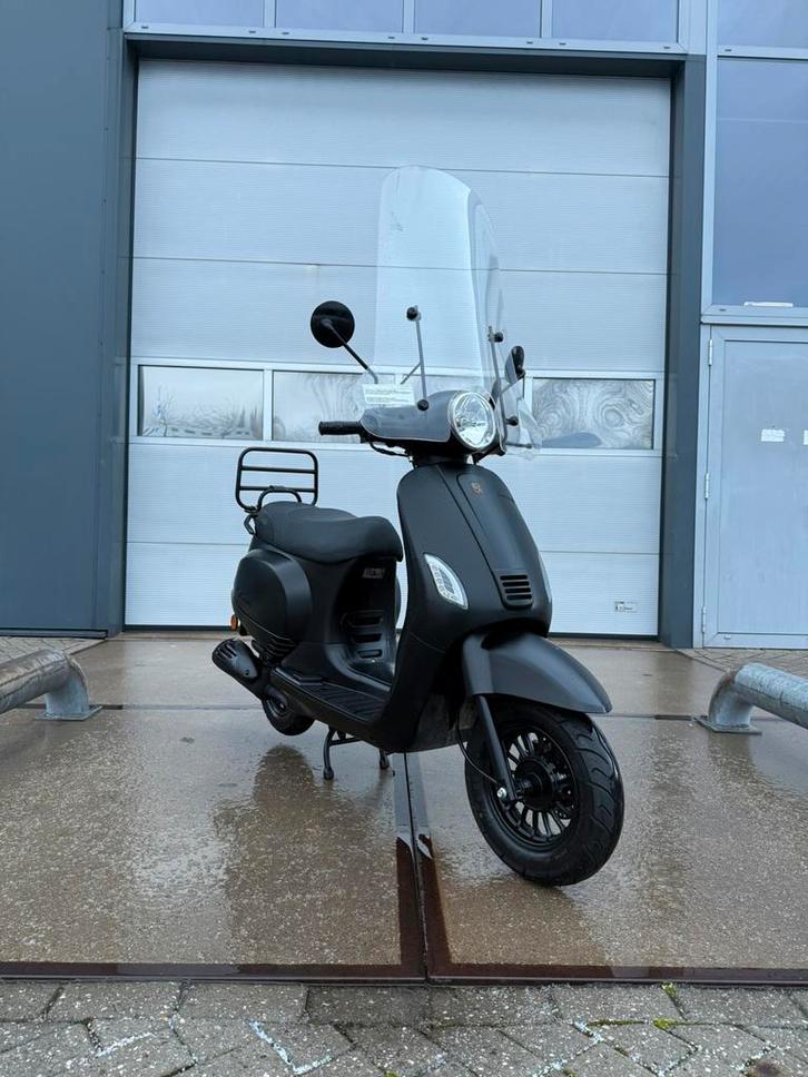 La souris sourini r, Fietsen en Brommers, Scooters | Overige merken, Maximaal 45 km/u, Benzine, Ophalen of Verzenden