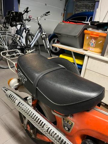 Honda Dax NT/OT zadel zeldzaam! beschikbaar voor biedingen