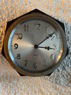 Art deco wandklok Bayard 8 days bakeliet, Antiek en Kunst, Antiek | Klokken, Ophalen