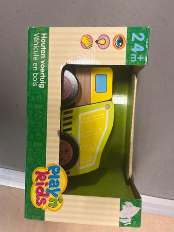 Houten Speelgoedvoertuig - Playin Kids beschikbaar voor biedingen