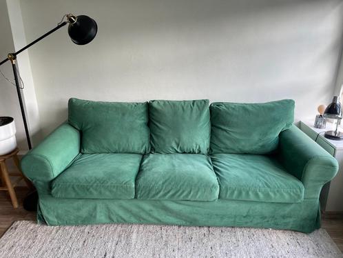 Bankhoes, groen suède van Comfort Works voor IKEA Ektorp, Huis en Inrichting, Banken | Complete zithoeken, Zo goed als nieuw, Stof